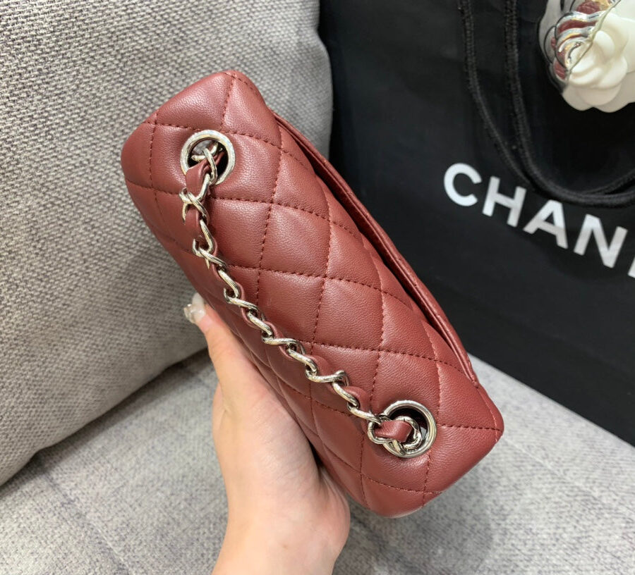 Louis Vuitton Flap Bag silver – front view