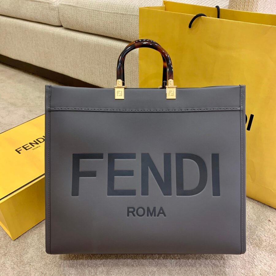 Designer Tote green bag – front view