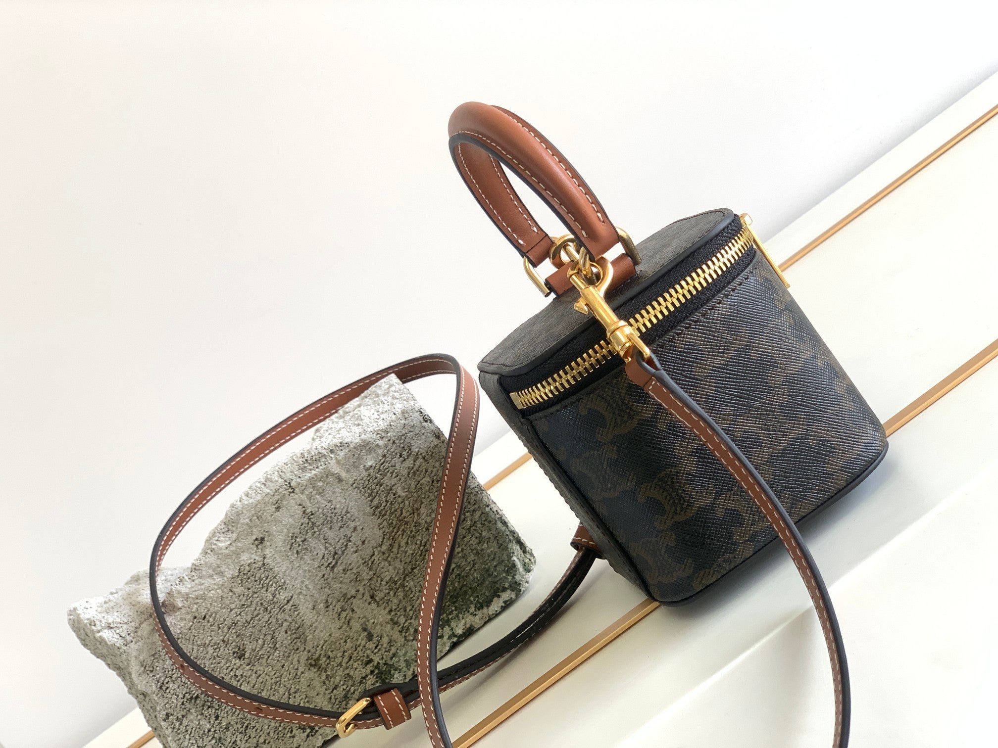 Bolso BOX Triphome 9 con estampado en Piel de becerro Negro