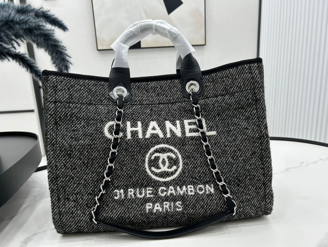CC Deauville Tweed Bag Black Cuero Herrajes plateados 14