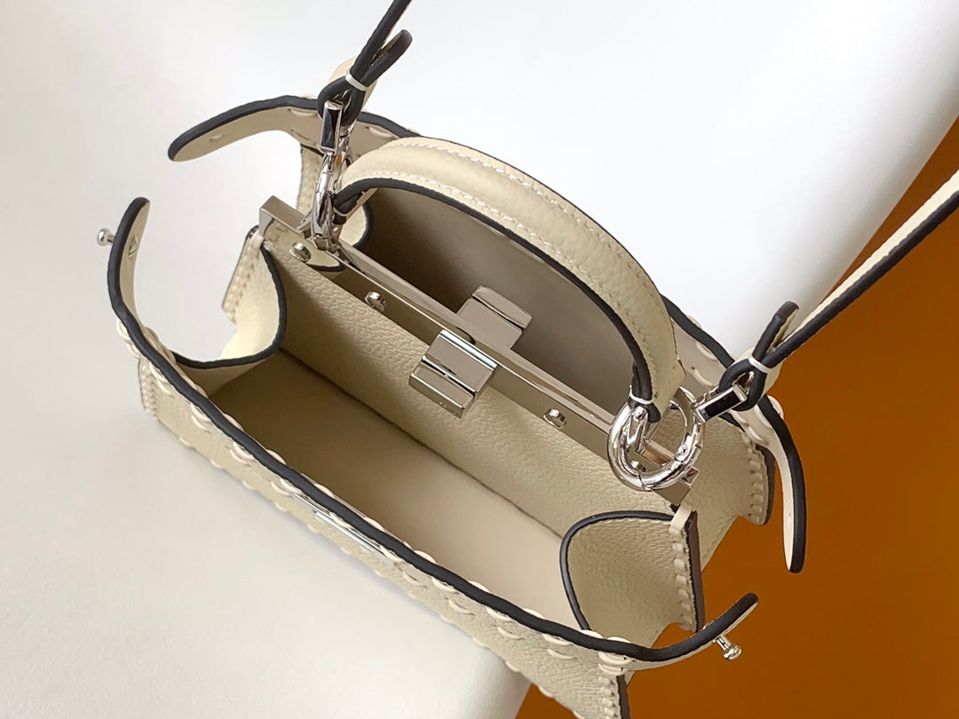 Bolso Peekaboo Iseeu Petite 20 de cuero marfil Shw