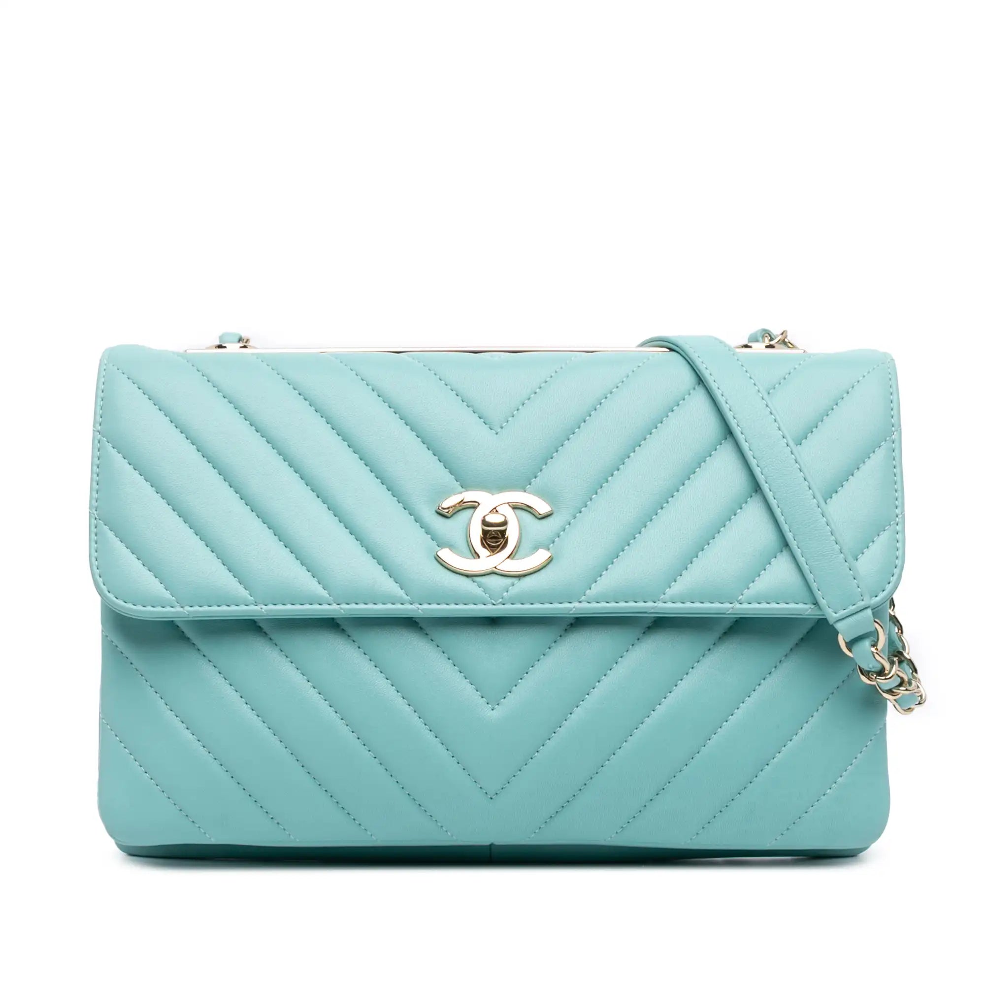 Bolso de hombro Blue Chanel Chevron Lambskin Trendy CC Flap