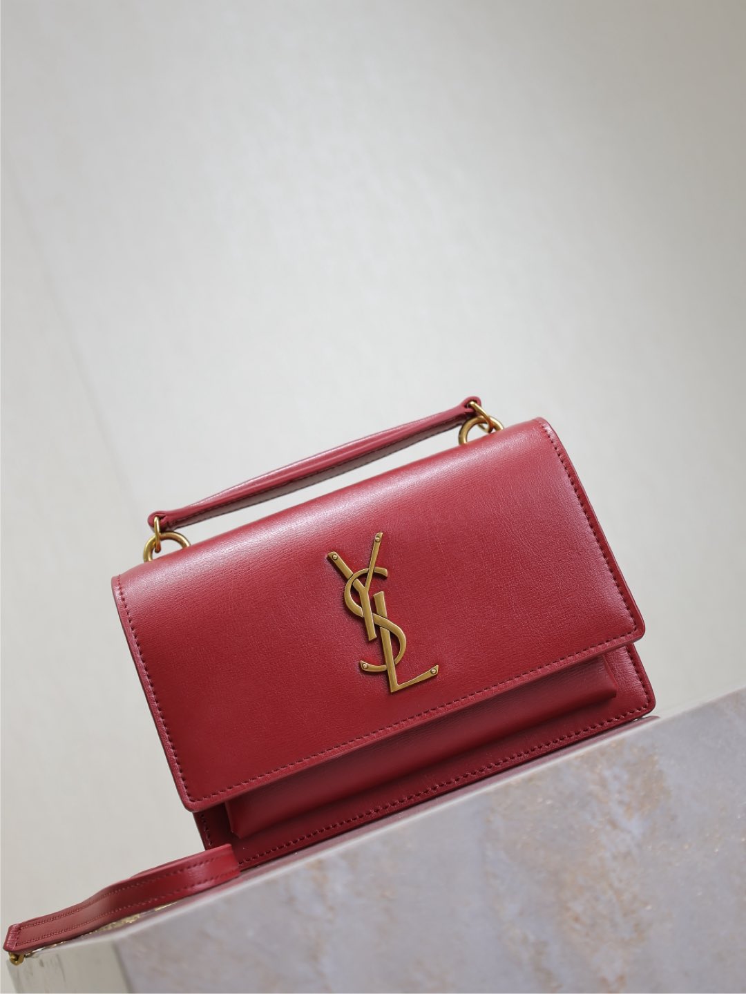Sunset Pequeño BAG 19 IN Rojo Piel de becerro Copper Hardware